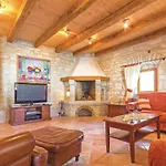 With A Fireplace 05 Casa vacanze *